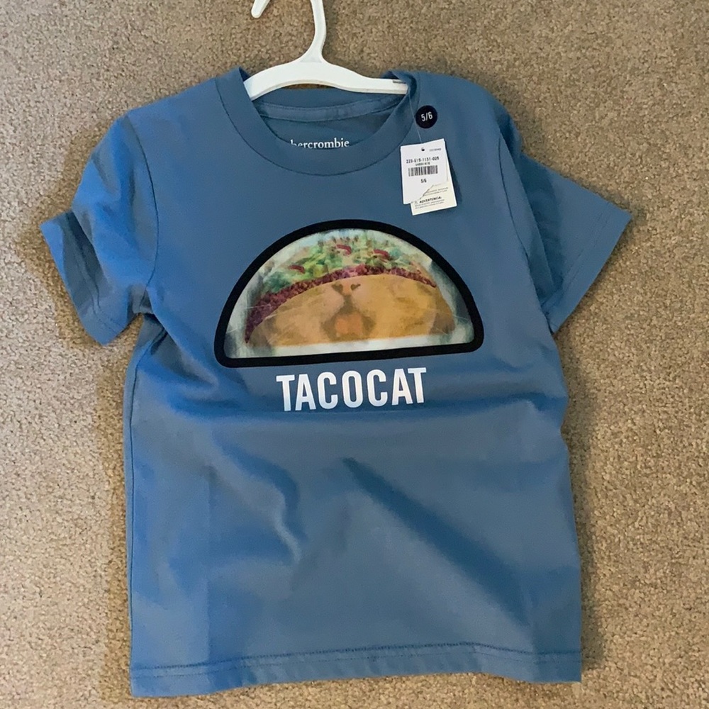 Abercrombie kids Tee size 5/6 NWT